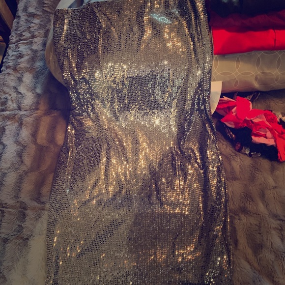 Going out dress - Picture 1 of 2